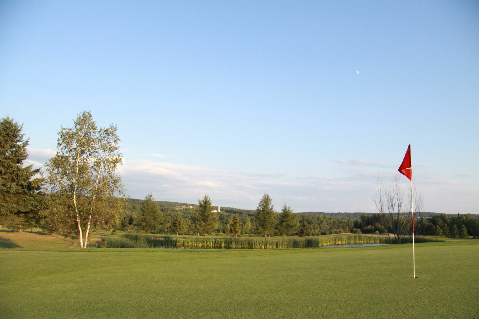 Готель La Cache Du Golf Beauceville Екстер'єр фото